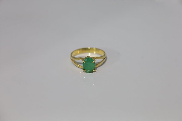 Anel de Esmeralda em prata banhado a ouro