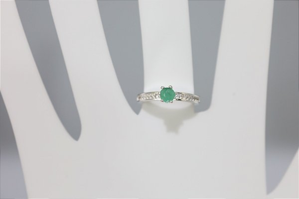 Anel de Esmeralda em prata