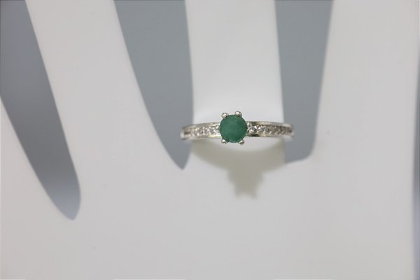 Anel de Esmeralda em prata