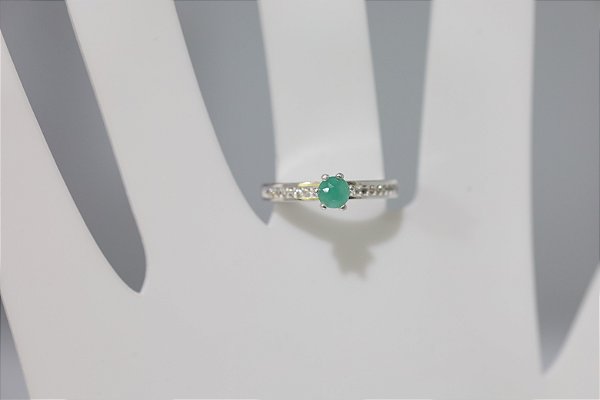 Anel de Esmeralda em prata