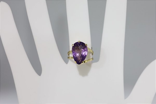 Anel de ametista natural em prata banhado a ouro