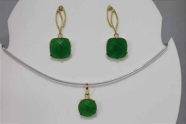 Brincos e Pingente em Prata banhado a ouro com quartzo verde natural