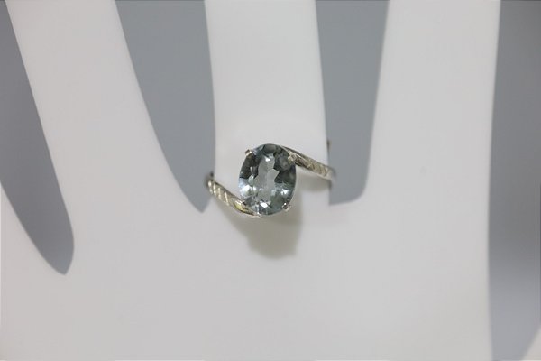 Anel de Topazio natural em prata