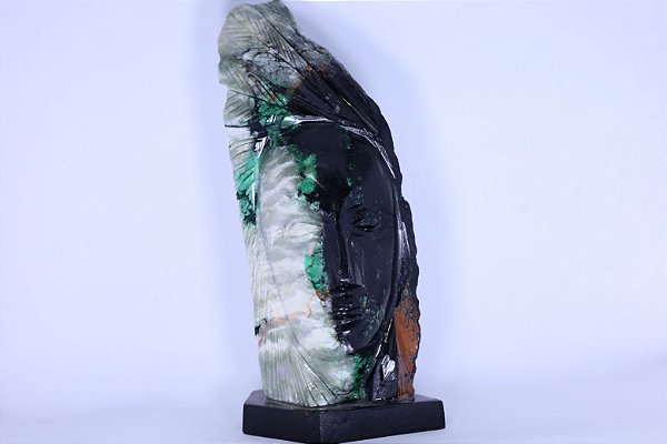 Escultura Indio em Esmeralda Kg 1.6 ALT 21cm