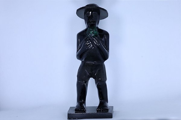 Garimpeiro em Biotita com Esmeralda 769g ALT 20cm