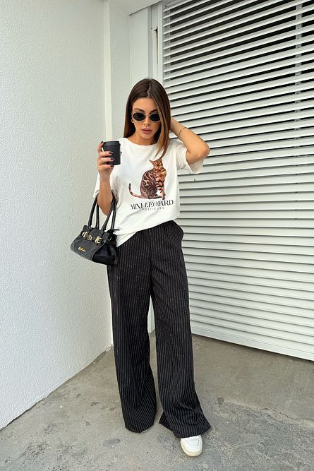 CALÇA PANTALONA RISCA DE GIZ PRETA