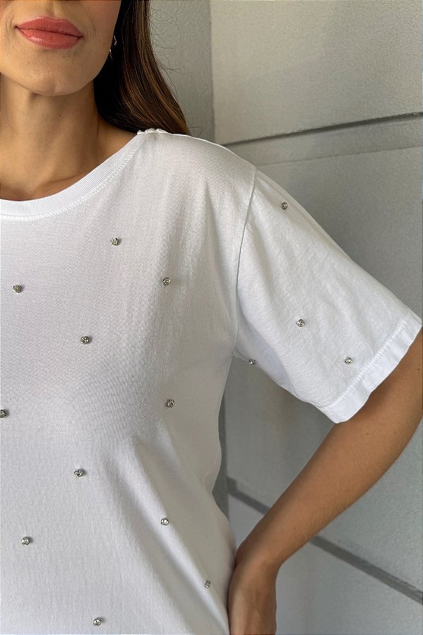 T-SHIRT ESTONADA BRANCA COM STRASS