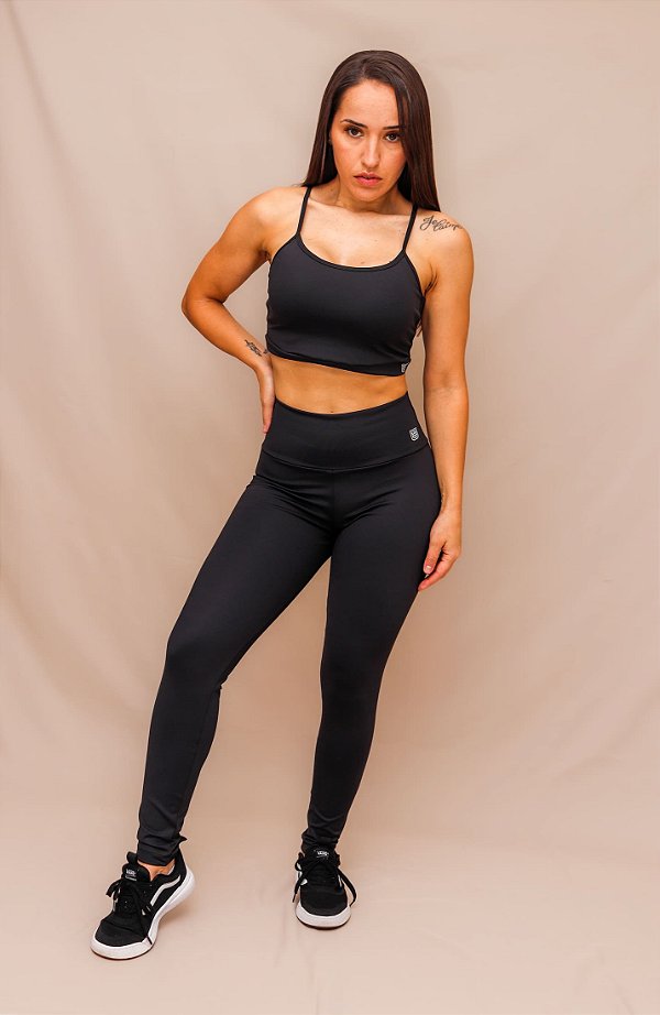 Conjunto Legging Lisa + Top Decote Alça Confort - Preto