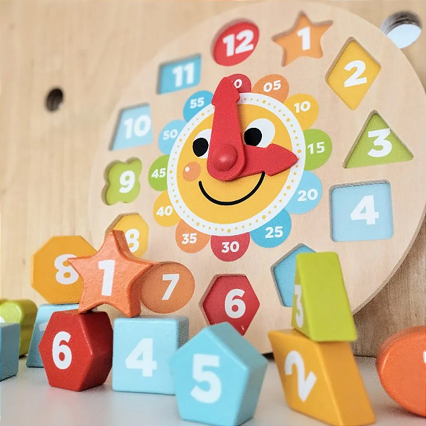 Relógio de encaixe solzinho brinquedo educativo de horas e formas em madeira para coordenação 3+