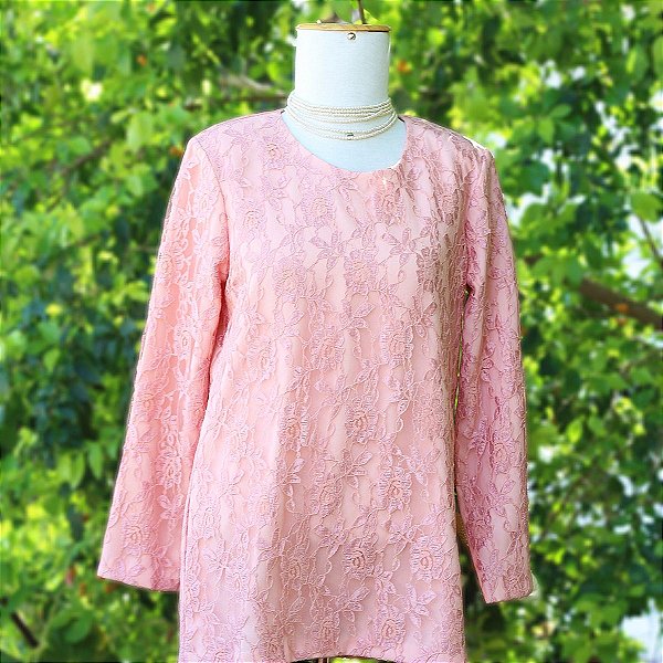 Blusa vintage rosa rendada P/M