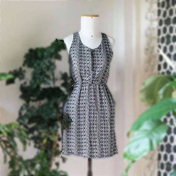 Vestido curto Forever 21 P