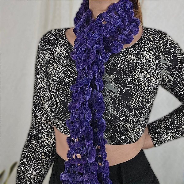 Cachecol roxo pompom