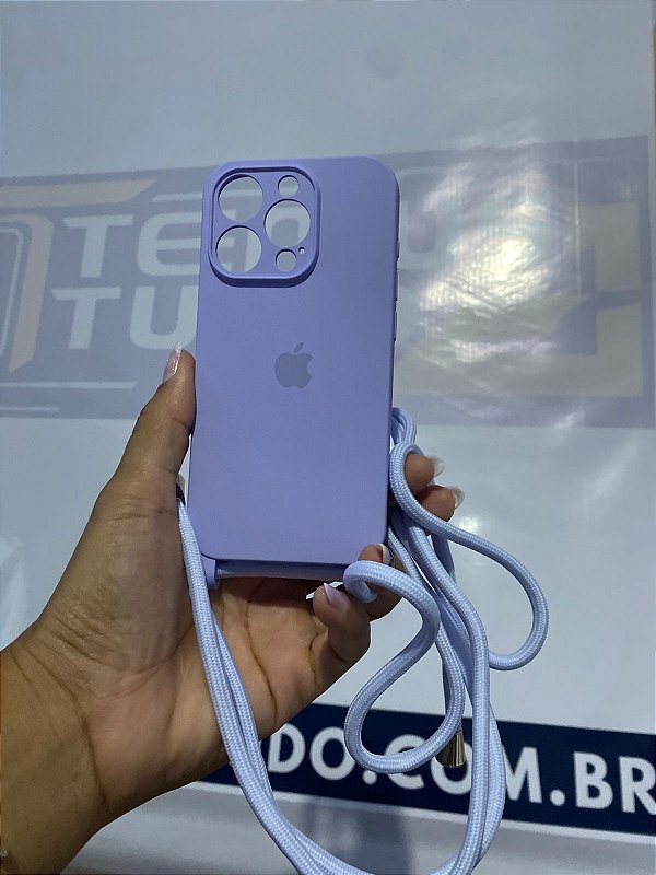 Case Iphone 15 Pro com correntinha