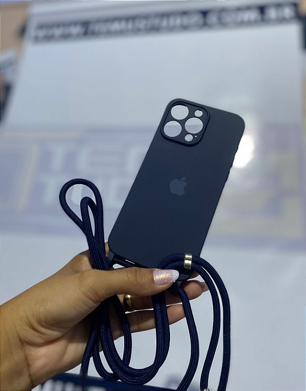 Case Iphone 15 Pro Max com correntinha
