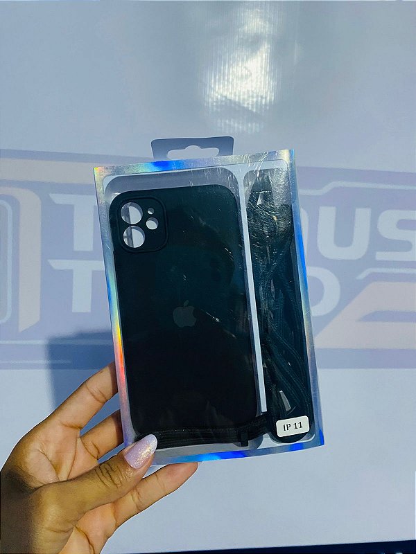 Case Iphone 11 com correntinha