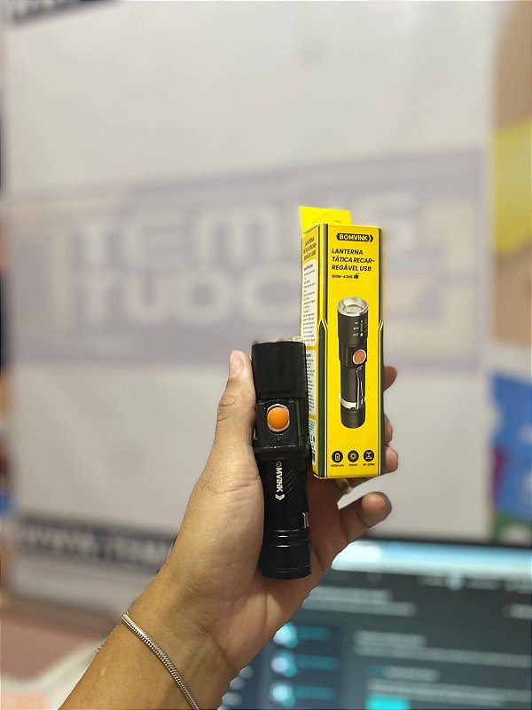Lanterna tática recarregável USB BOM-4306