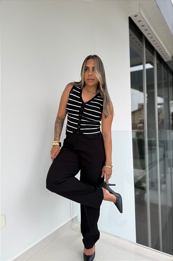 Colete em Modal C/ Bico 3737