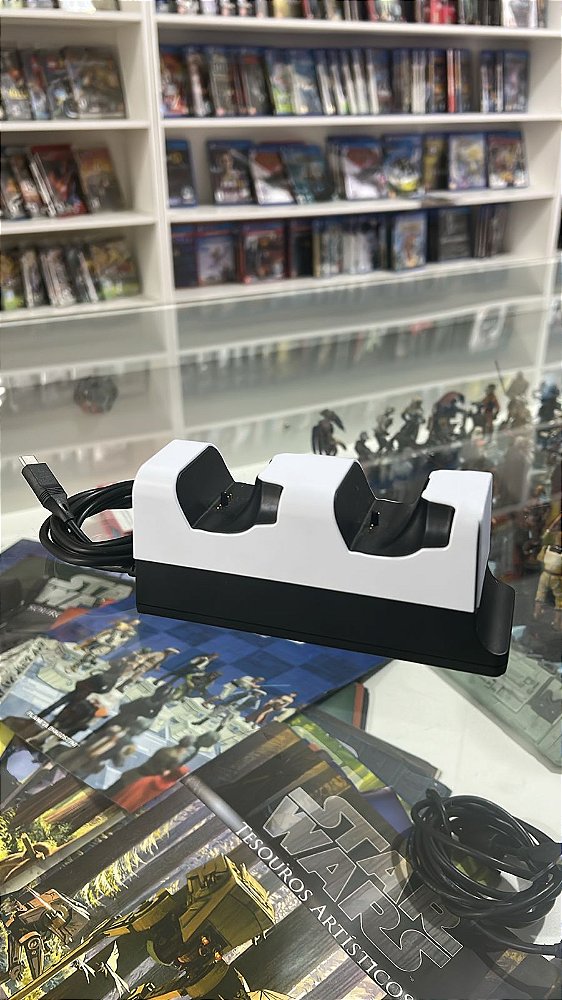 BASE CARREGADORA PS5 - SEMI NOVO - EUA