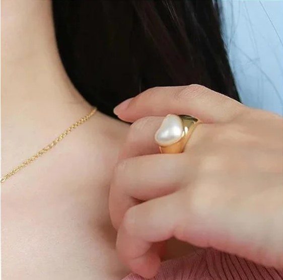 ANEL CORAÇÃO PEROLADO