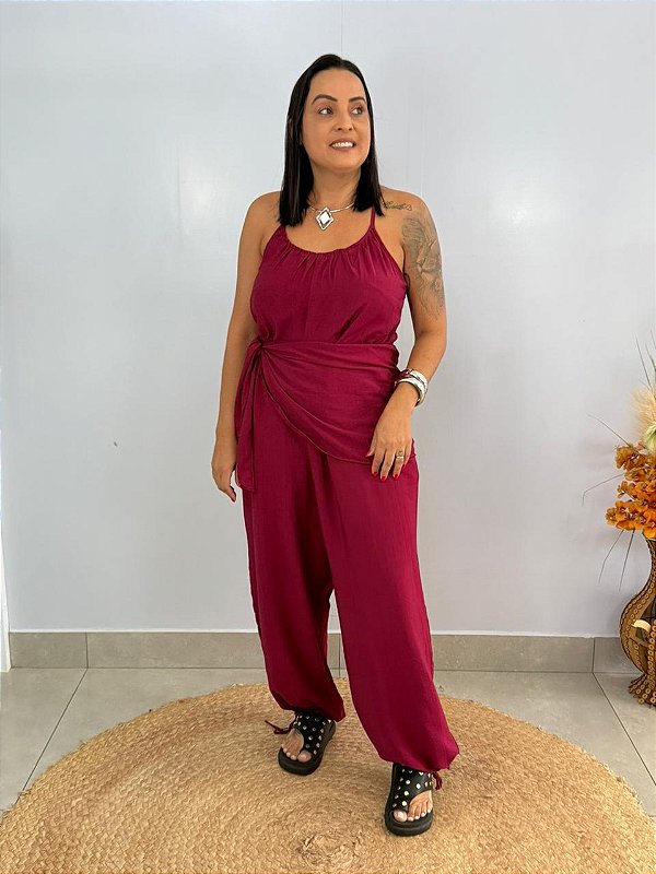 Macacão Aladdin Vinho