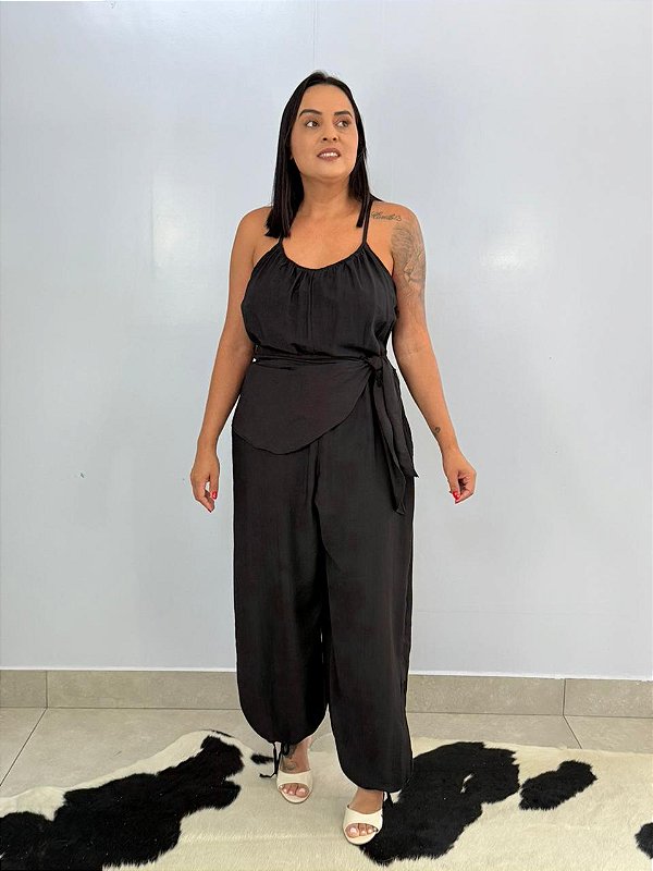 Macacão Aladdin Preto