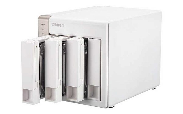 TS-451 Qnap - Storage NAS 4 Baias p/ HDD SATA