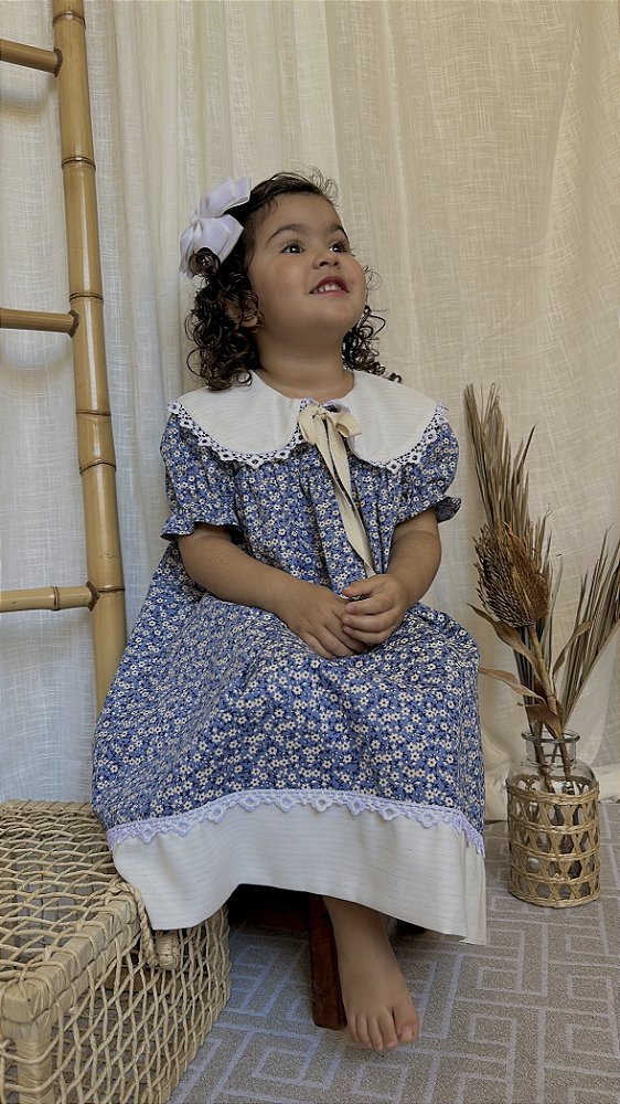 Vestido Infantil Azul Floral com Gola Ampla e Laço frontal