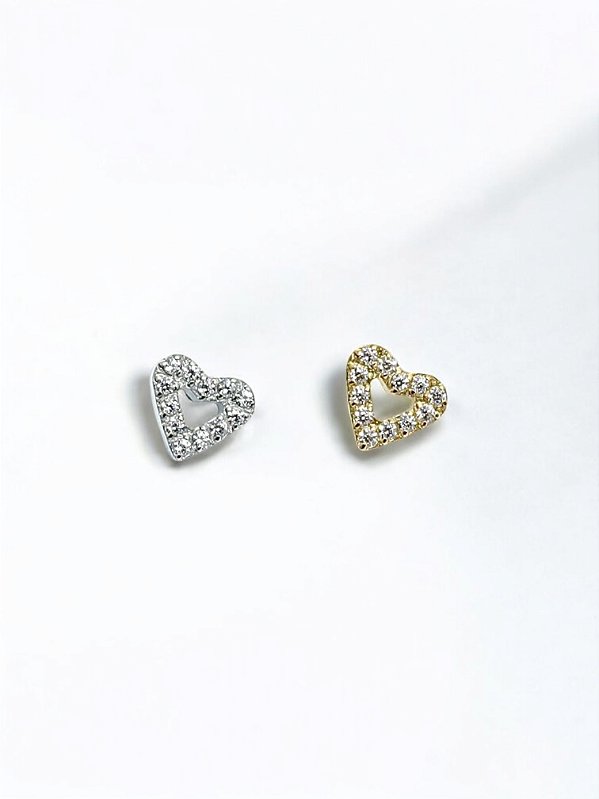 Labret Coração Cravejado Titânio