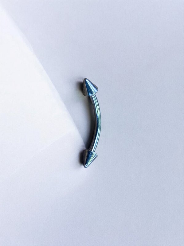 Barbell Curvo Spike Titânio