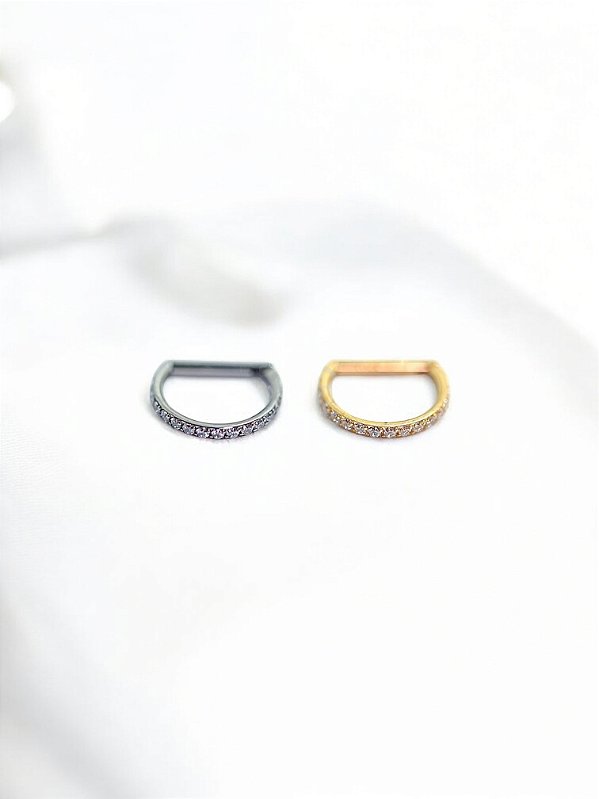 Argola D Ring Cravejada Titânio