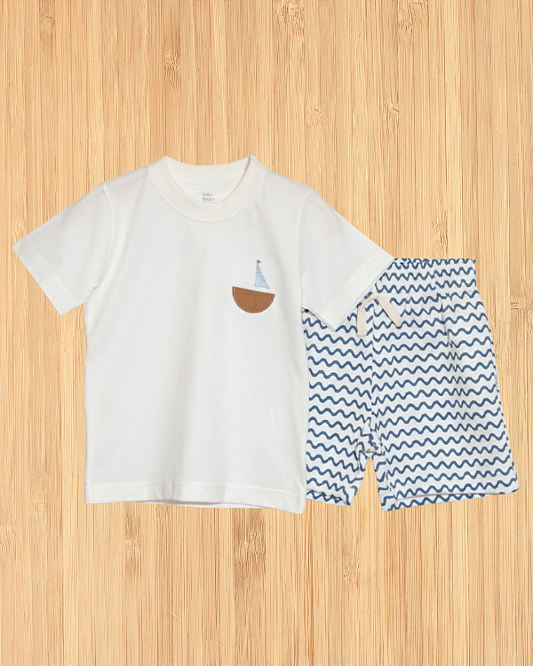 Conjunto Ondinhas Barco - Camiseta e Bermuda Náutico Infantil