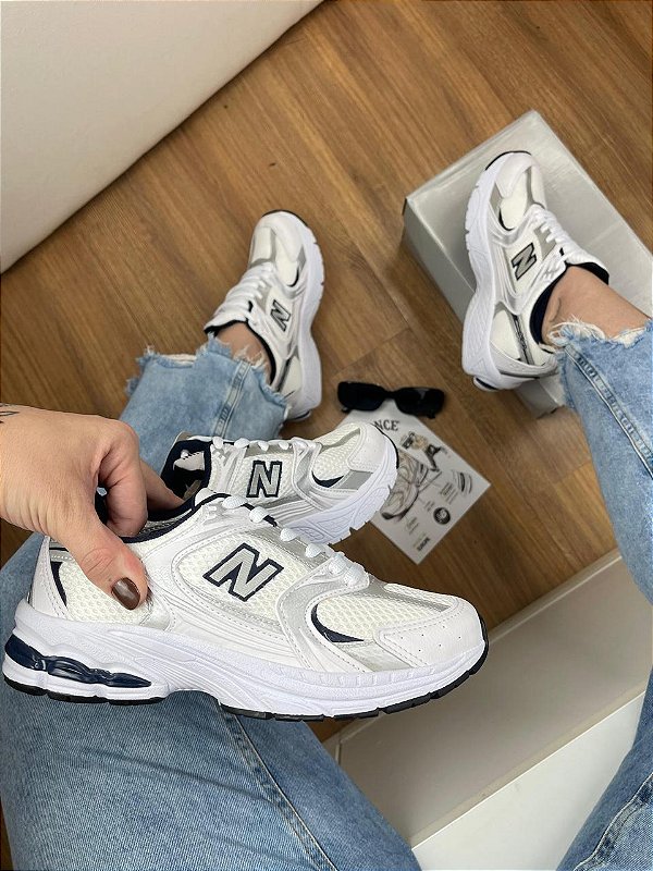 New Balance 530 Branco/Preto - Linha premium