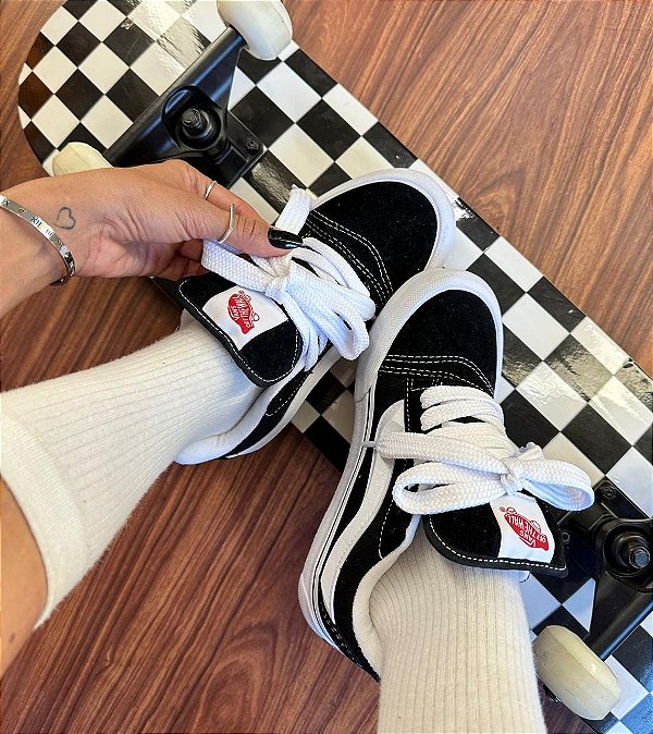Tênis Vans KNU preto/branco - Linha premium