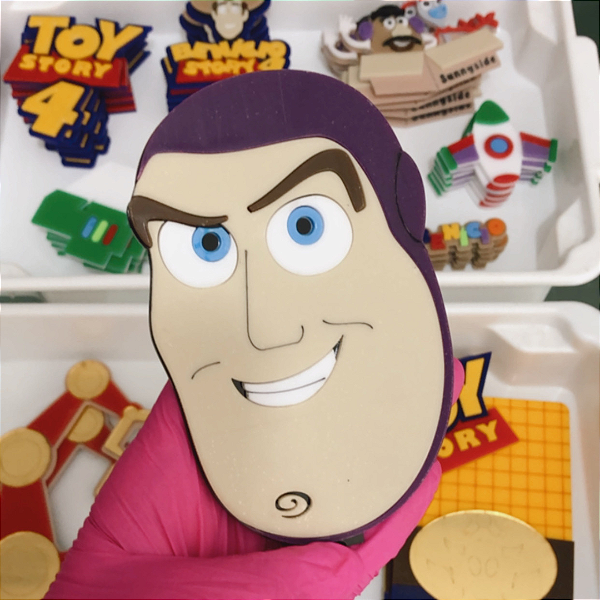 Cenário Rosto Buzz - Toy Story - 10cm - 1 unidade