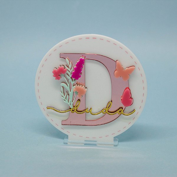 Cenário com Inicial com Flores e nome - Jardim - 10cm - 1 unidade