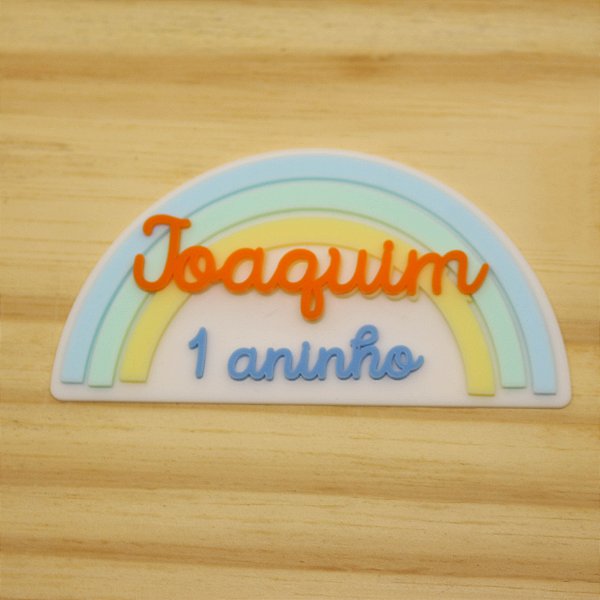 Aplique kitkat Arco íris com nome e idade - 365 Sorrisos - 12cm - 1 unidade