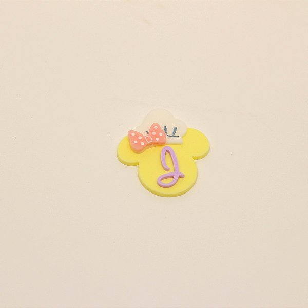 Aplique Inicial Com Chapéu - Minnie - 4,3cm - 1 unidade