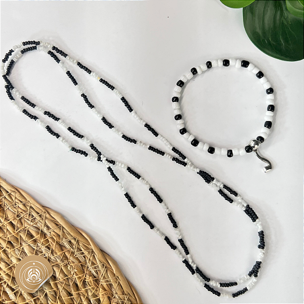Kit Pretos Velhos com guia e pulseira: proteção, sabedoria e acolhimento da ancestralidade.