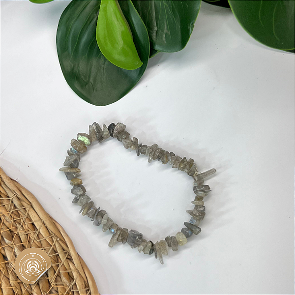 Pulseira de Labradorita: intuição, proteção e magia vibracional para a sua jornada espiritual.