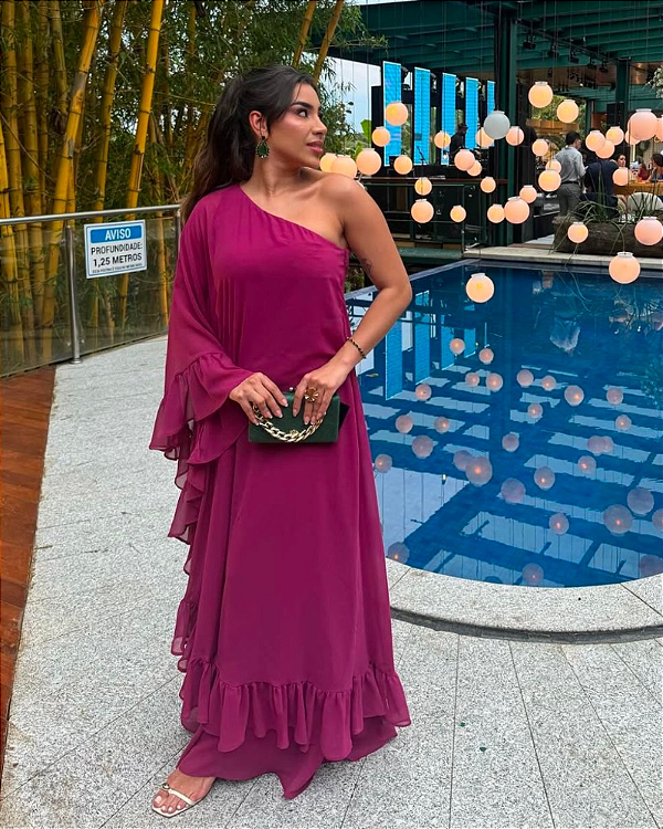vestido manga com babados fucsia