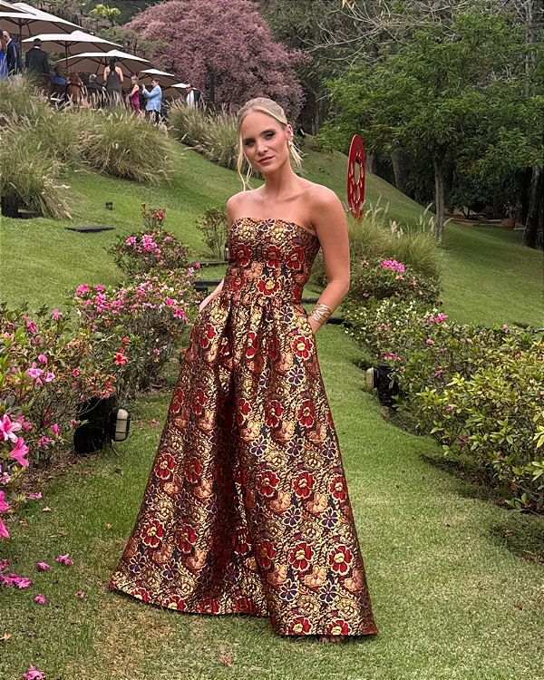 vestido jacquard florido dourado