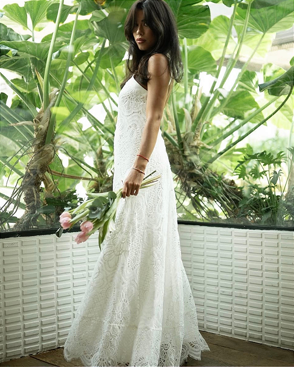 vestido sem manga renda branco