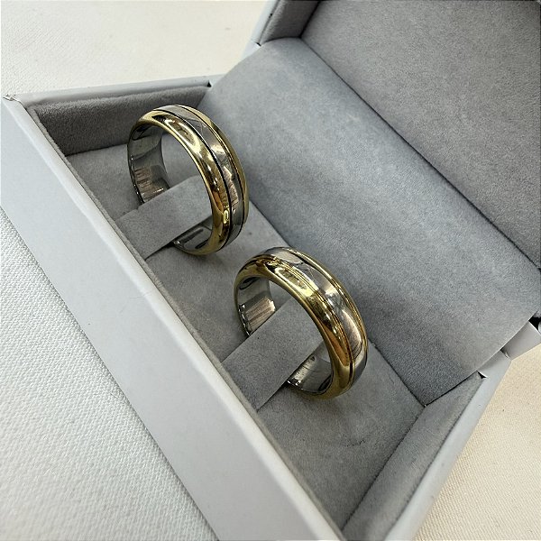 Par de Alianças Tradicional 6mm em Moeda Antiga Bodas