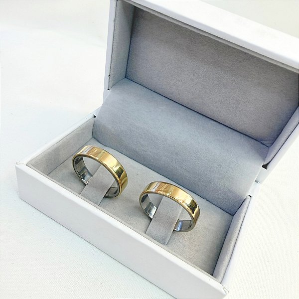 Par de Alianças Quadrada 4mm em Moeda Antiga