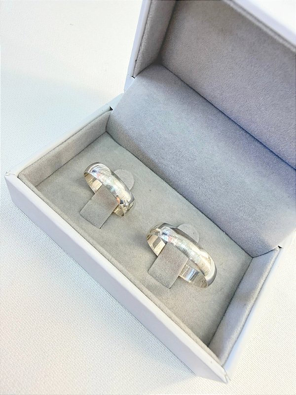 Par Aliança Tradicional Prata 6mm