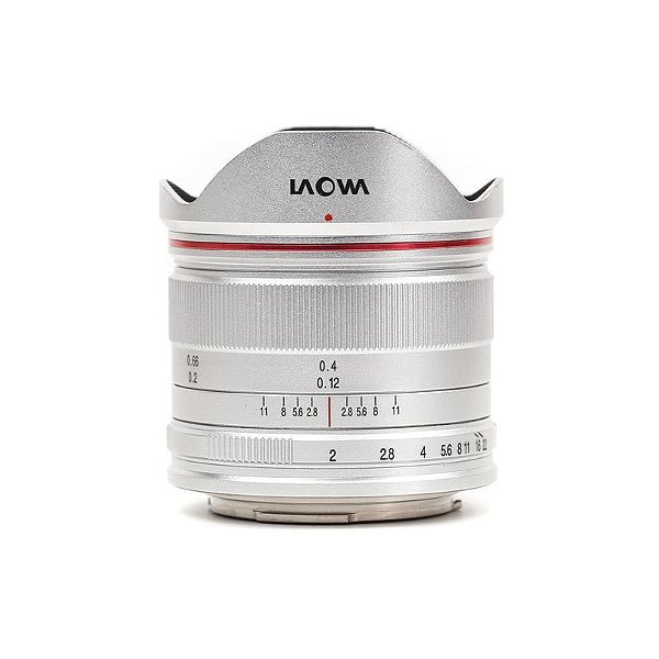 Venus Optics Laowa 7,5mm f/2 Ultra Light para Micro Four Thirds