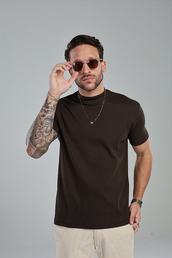 Camiseta Gola Alta canelada Cacau