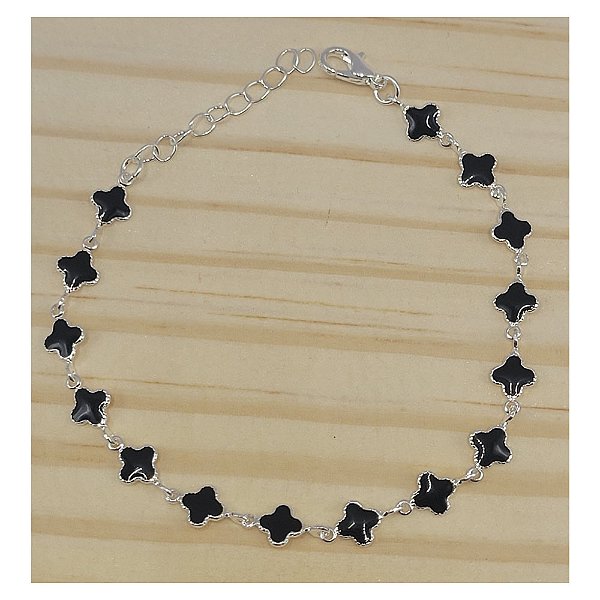 Pulseira Folheada a Prata com pingentes em forma de trevo na cor preta