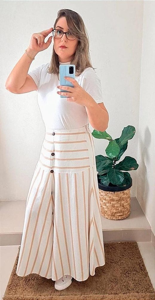 Saia Rebeka Listrada Nude