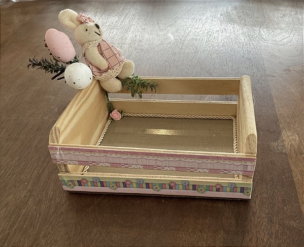 Engradado de Páscoa rosa